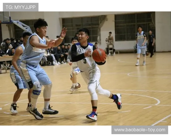 比分焦灼鏖战激烈双方你追我赶展现体育竞技无穷魅力