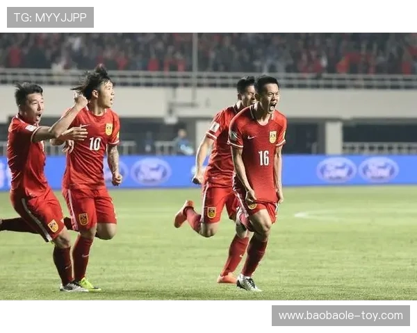 不来悔与多蒙特的激烈对决谁将赢得这场足球盛宴